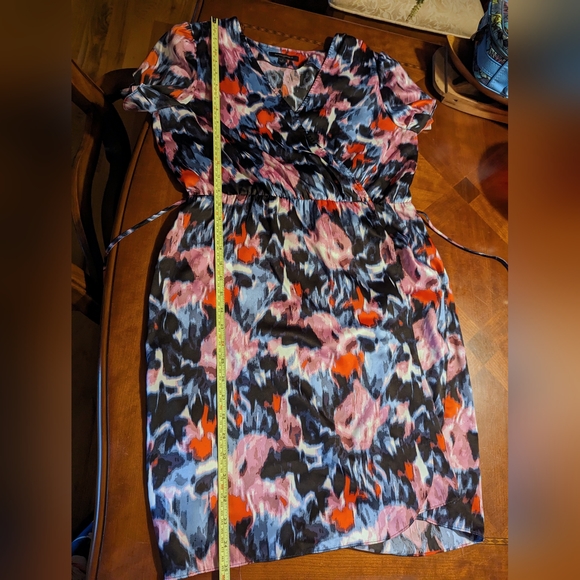 Banana Republic Faux Wrap Dress - Picture 8 of 8